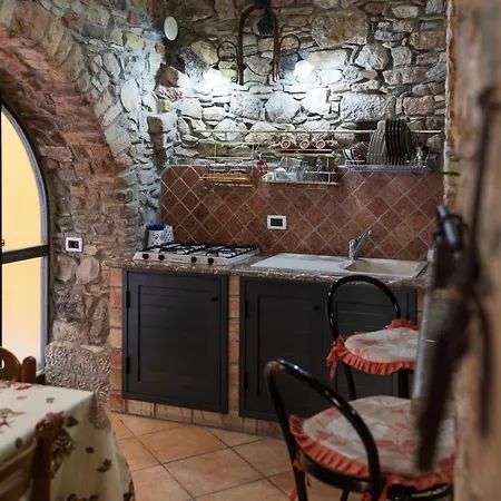 Apartment Vico Tauro House *