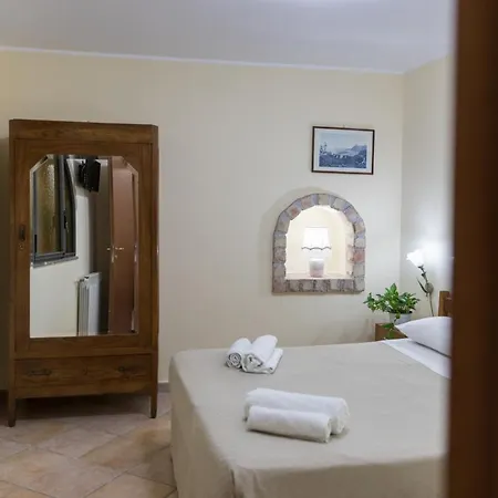 Vico Tauro House Apartment