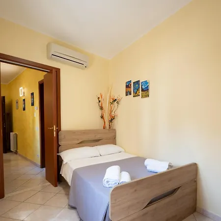Vico Tauro House Διαμέρισμα